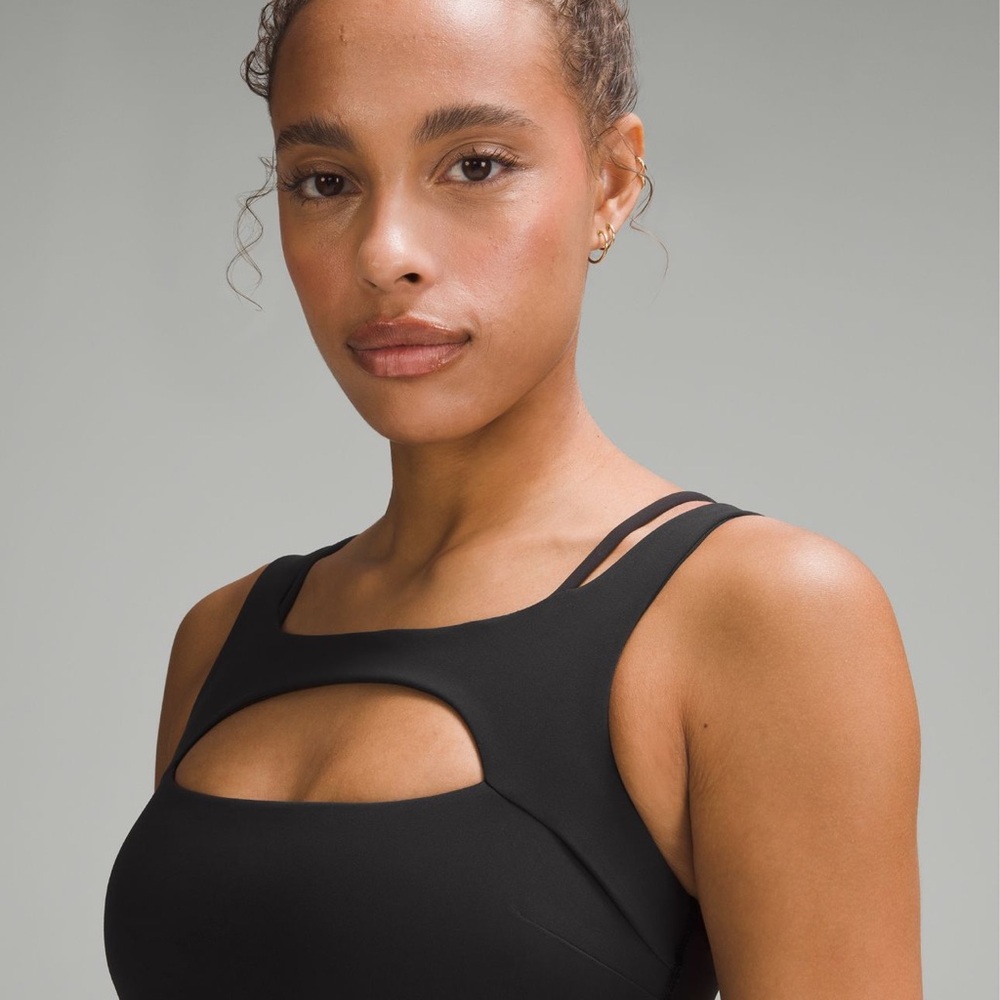 NWT Lululemon Everlux Front Train Bra